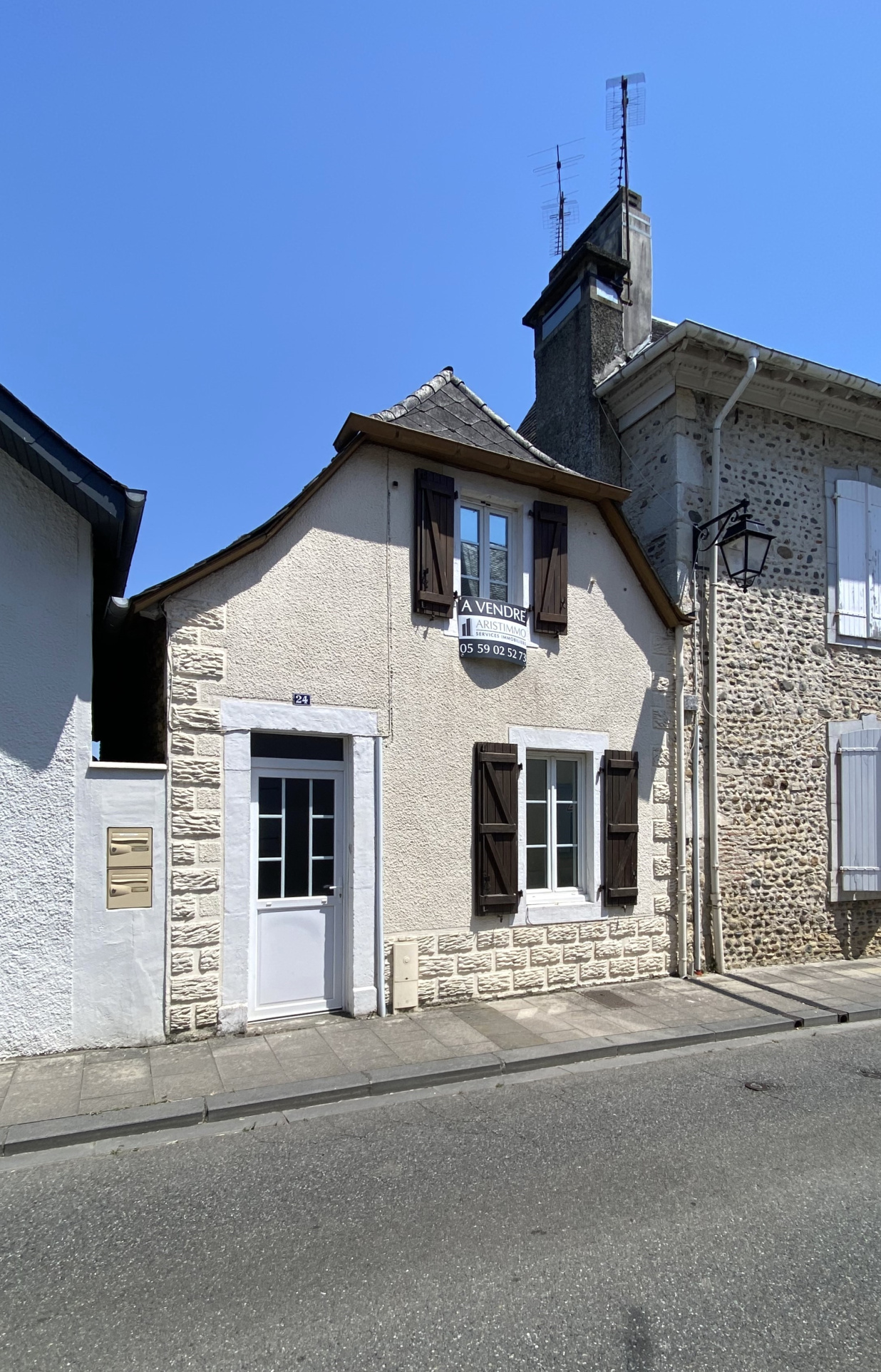 Monein Centre